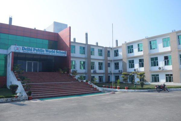 DSC_9629 Our College